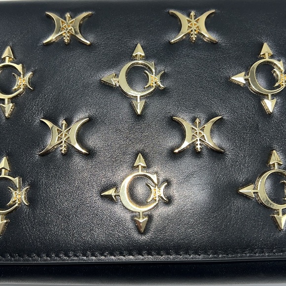 🖤💛NWT CAMILLA GOLD CHAIN FLAP CROSSBODY BAG IN SOLID BLACK WITH GOLD HARDWARE - Picture 11 of 16